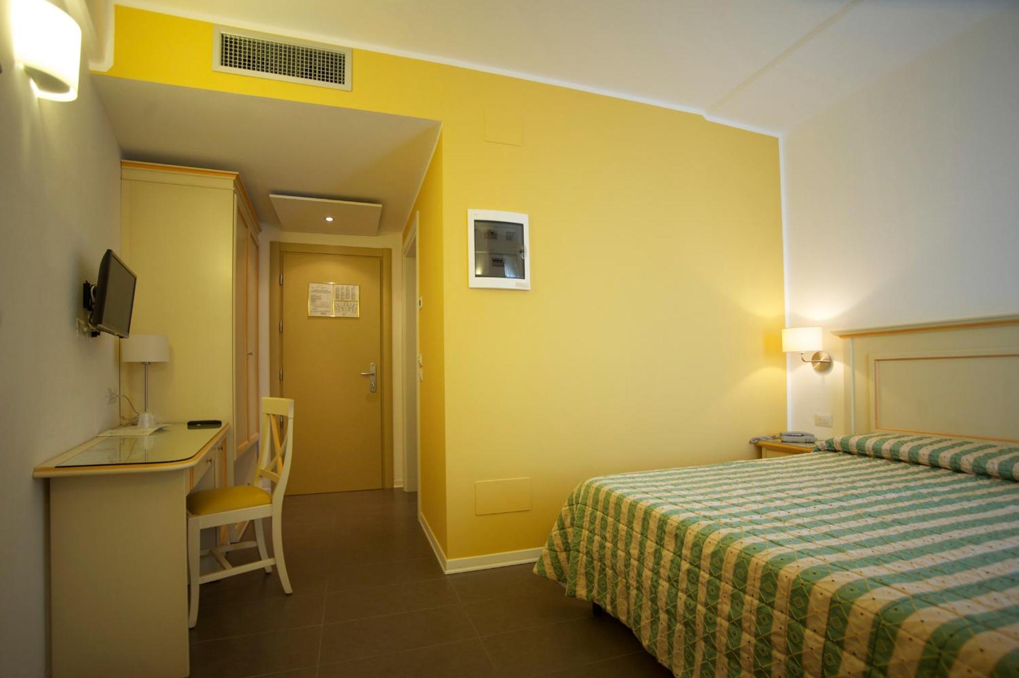 Hotel Stella Marina San Vincenzo Esterno foto