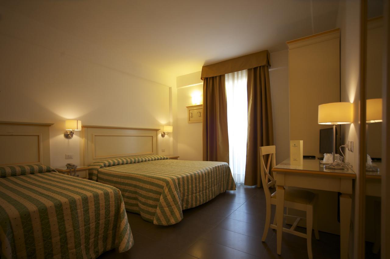 Hotel Stella Marina San Vincenzo Esterno foto